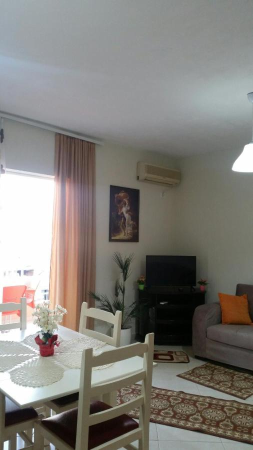 Christos Apartments Sarande Exterior photo